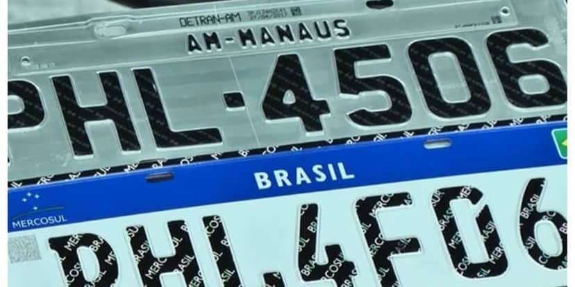 Placa antiga e do Mercosul (Foto: Reprodução / Autoesporte) Placa antiga e do Mercosul (Foto: Reprodução / Autoesporte)