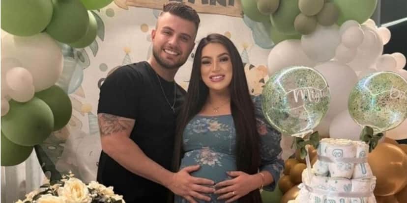 Casal Conrado e Anna Moraes (Reprodução/Instagram) Casal Conrado e Anna Moraes (Reprodução/Instagram)