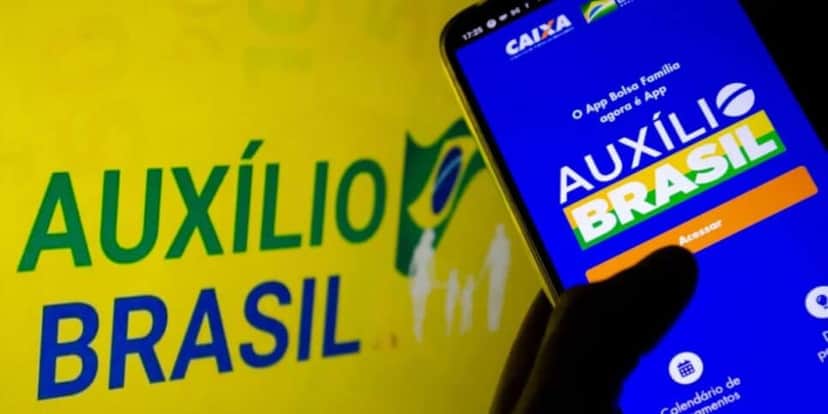 Auxílio Brasil ficou durante 2 anos no Brasil (Reprodução: Internet) Auxílio Brasil ficou durante 2 anos no Brasil (Reprodução: Internet)