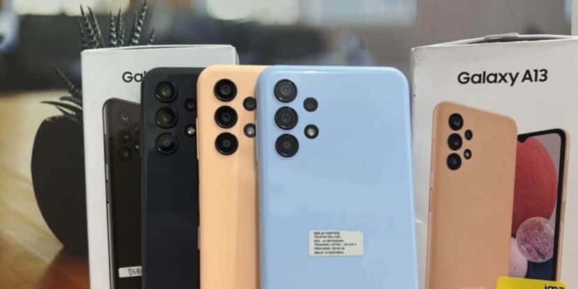 Galaxy A13 trava e esquenta bastante (Reprodução: Samsung/Divulgação) Galaxy A13 trava e esquenta bastante (Reprodução: Samsung/Divulgação)