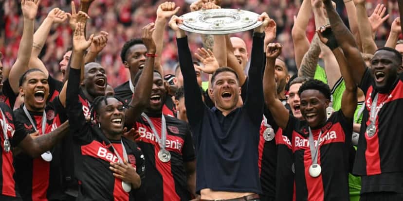 Leverkusen, de Xabi Alonso, faturou o título alemão com 28 vitórias e seis empates - Ina Fassbender/AFP Leverkusen, de Xabi Alonso, faturou o título alemão com 28 vitórias e seis empates - Ina Fassbender/AFP