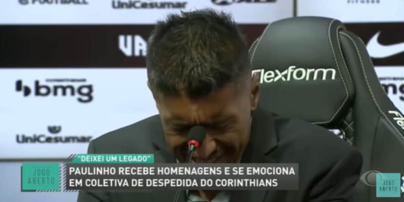 Paulinho chorou em despedida do Corinthians (Foto: Jogo Aberto) Paulinho chorou em despedida do Corinthians (Foto: Jogo Aberto)