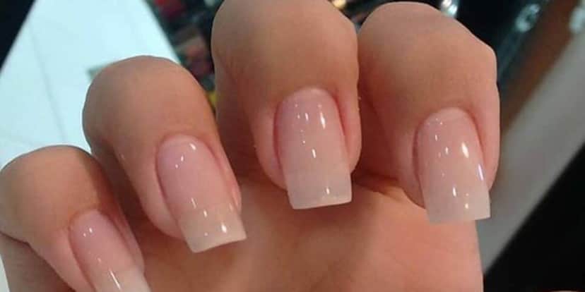 Cuide das suas unhas, para evitar que fique quebradiças (Reprodução: Internet) Cuide das suas unhas, para evitar que fique quebradiças (Reprodução: Internet)