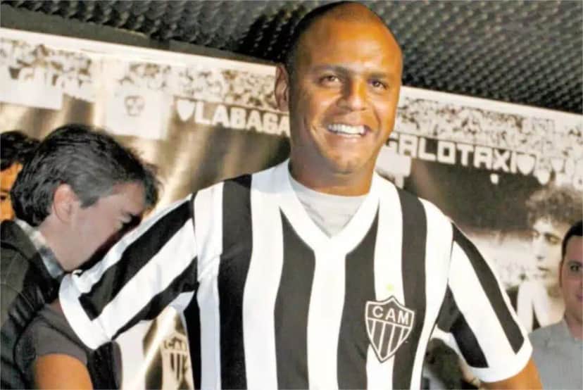 http://tvfoco.uai.com.br/wp-content/uploads/2015/05/Daniela-Mercury.jpg