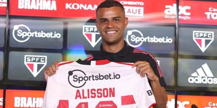 Alisson teve contrato renovado até 2027 (Reprodução: Chiri/saopaulofc.net) 