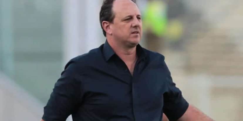 Rogério Ceni arma maior vingança após demissão relâmpago - Foto: Internet Rogério Ceni arma maior vingança após demissão relâmpago - Foto: Internet