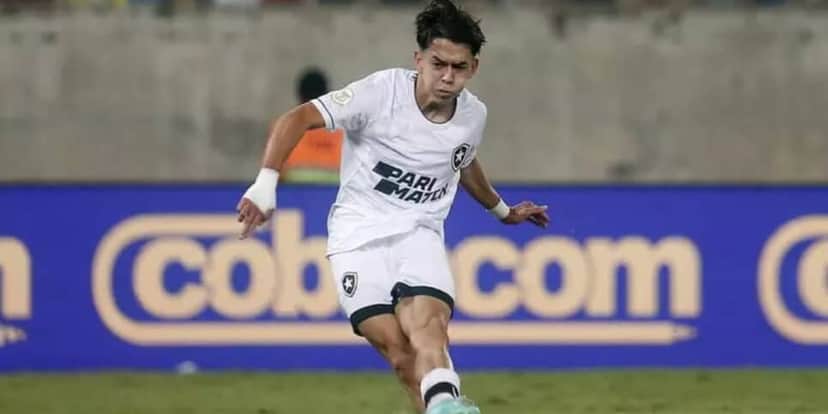 Segovia pode deixar o Botafogo em definitivo (Foto: Silva/Botafogo / Jogada10) Segovia pode deixar o Botafogo em definitivo (Foto: Silva/Botafogo / Jogada10)