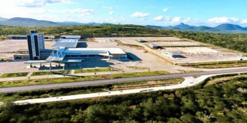 Maior posto de combustíveis do Brasil fica em Pernambuco - FOTO: Airon Duarte/Divulgação Maior posto de combustíveis do Brasil fica em Pernambuco - FOTO: Airon Duarte/Divulgação