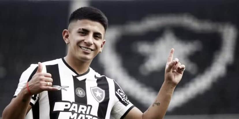 Thiago Almada (Reprodução: Vitor Silva/Botafogo) Thiago Almada (Reprodução: Vitor Silva/Botafogo)
