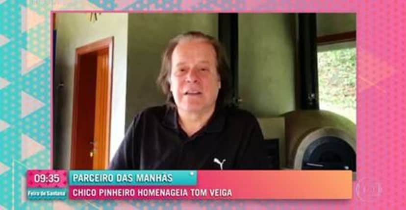 Jornalista surge com as madeixas longas ao homenagear Tom Veiga (Foto: Reprodução/ Mais Você) Jornalista surge com as madeixas longas ao homenagear Tom Veiga (Foto: Reprodução/ Mais Você)