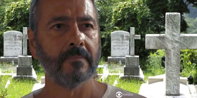 José Inocêncio em Renascer (Foto: Reprodução / Globo / Montagem TV Foco) José Inocêncio em Renascer (Foto: Reprodução / Globo / Montagem TV Foco)
