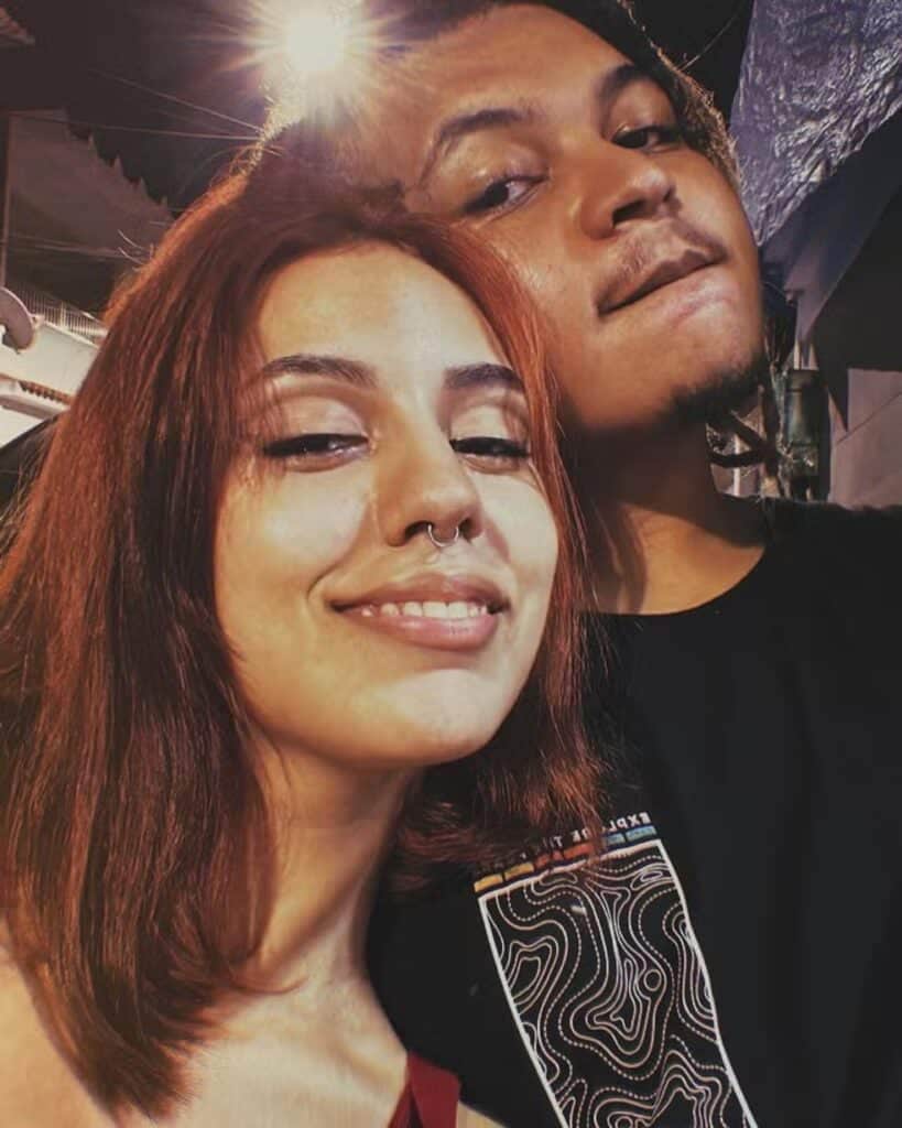 JP ao lado de sua namorada (Foto: Reprodução/Instagram) JP ao lado de sua namorada (Foto: Reprodução/Instagram)
