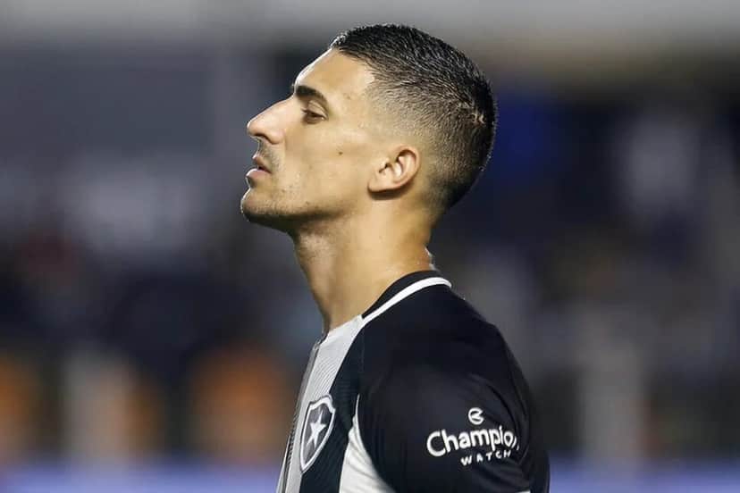 Philipe Sampaio, famoso jogador de futebol, pode ser vendido para o Alético-GO (Foto: Vítor Silva/Botafogo) Philipe Sampaio, famoso jogador de futebol, pode ser vendido para o Alético-GO (Foto: Vítor Silva/Botafogo)