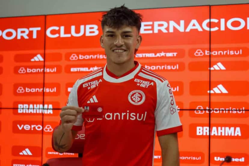 Bernabei no Internacional (Foto: Divulgação/ Inter) Bernabei no Internacional (Foto: Divulgação/ Inter)