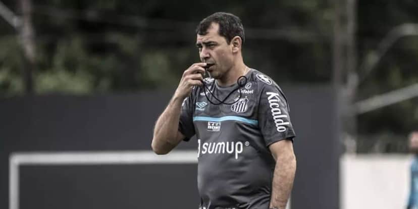 Carille deve deixar o Santos (Reprodução: Ivan Storti/Santos FC) Carille deve deixar o Santos (Reprodução: Ivan Storti/Santos FC)