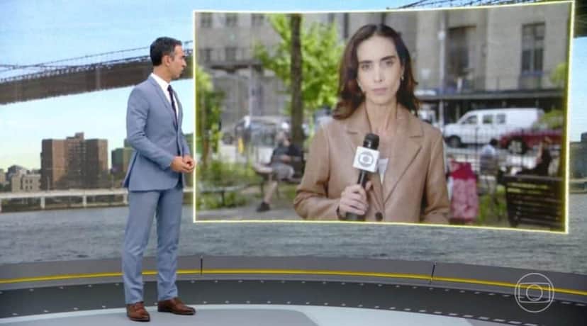 Tralli comenta para o noticiário para anunciar prisão (Foto: Reprodução/Globoplay) Tralli comenta para o noticiário para anunciar prisão (Foto: Reprodução/Globoplay)