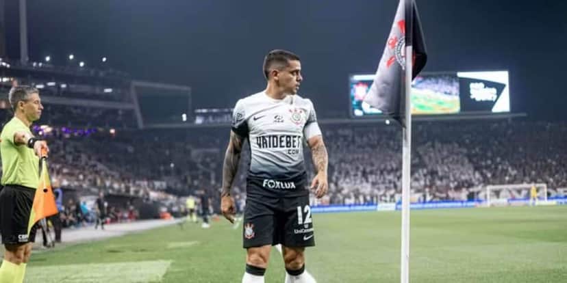 Fagner renovou contrato por mais dois anos (Reprodução: Leonardo Lima/AGIF) Fagner renovou contrato por mais dois anos (Reprodução: Leonardo Lima/AGIF)