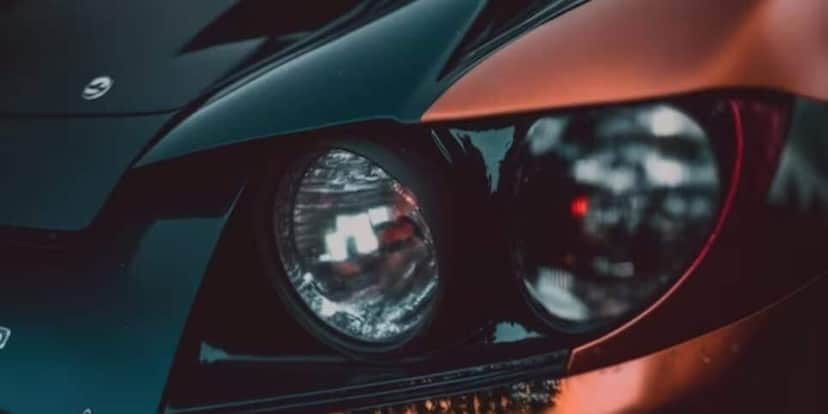 Farol desligado rende multa de até R$130 (Reprodução: Internet) Farol desligado rende multa de até R$130 (Reprodução: Internet)