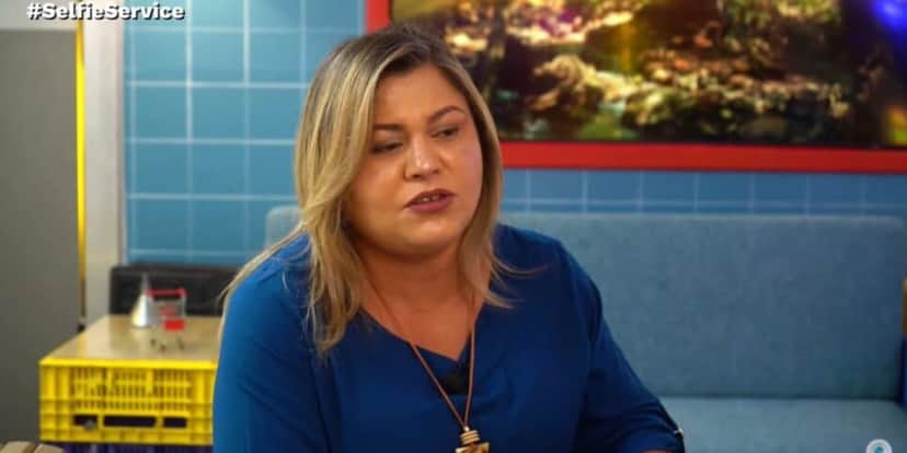 Lene Sensitiva no canal de Lucas Selfie - Foto: Internet Lene Sensitiva no canal de Lucas Selfie - Foto: Internet