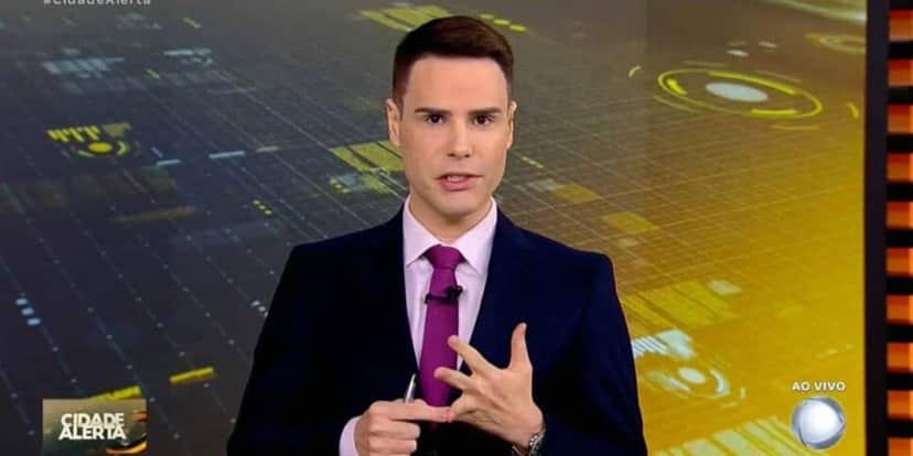Luiz Bacci comanda o Cidade Alerta da Record (Foto: Internet) Luiz Bacci comanda o Cidade Alerta da Record (Foto: Internet)