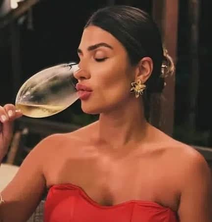 Adriana Costa pode ser a nova namorada de Belo, ex de Gracyanne Barbosa (Foto: Reprodução/Instagram) Adriana Costa pode ser a nova namorada de Belo, ex de Gracyanne Barbosa (Foto: Reprodução/Instagram)