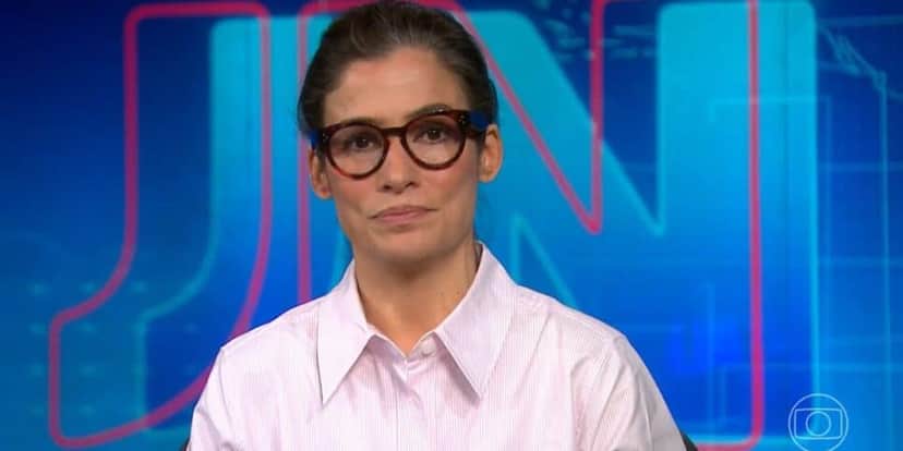 Renata Vasconcellos comanda todas as noites o Jornal Nacional (Reprodução: Globo) Renata Vasconcellos comanda todas as noites o Jornal Nacional (Reprodução: Globo)