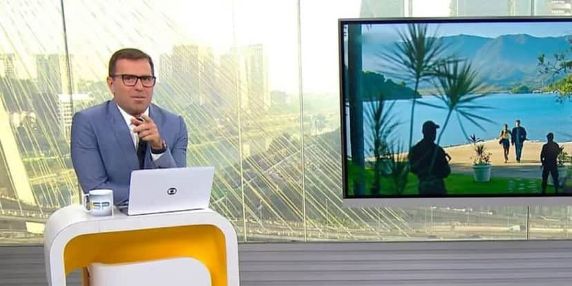 O famoso âncora do Bom Dia São Paulo falou sobre a nova novela da Globo, Mania de Você (Foto: Reprodução/GloboPlay) O famoso âncora do Bom Dia São Paulo falou sobre a nova novela da Globo, Mania de Você (Foto: Reprodução/GloboPlay)