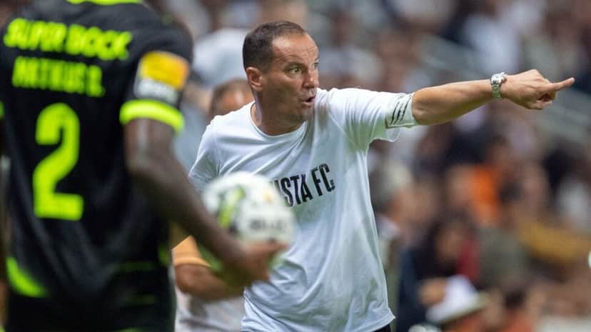 Armando Gonçalves Teixeira, técnico de futebol do Cuiabá (Foto: Getty Images) Armando Gonçalves Teixeira, técnico de futebol do Cuiabá (Foto: Getty Images)