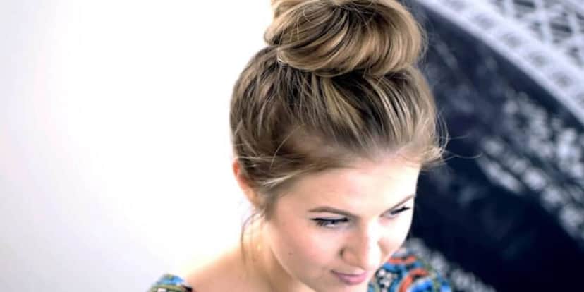 Cabelo preso com volume (Foto: Reprodução - Freepick) Cabelo preso com volume (Foto: Reprodução - Freepick)