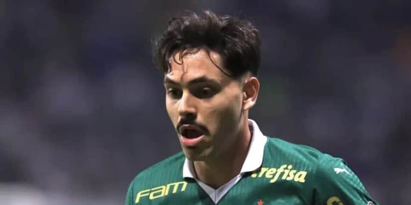 O meia pode perder o restante da temporada (Reprodução: Marcello Zambrana/AGIF) O meia pode perder o restante da temporada (Reprodução: Marcello Zambrana/AGIF)
