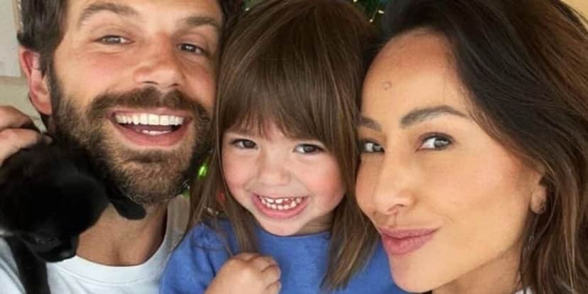 Apresentadora da Globo, Sabrina Sato já é mãe de Zoe, da antiga relação com Duda Nagle, ator da Record (Foto: Instagram) Apresentadora da Globo, Sabrina Sato já é mãe de Zoe, da antiga relação com Duda Nagle, ator da Record (Foto: Instagram)