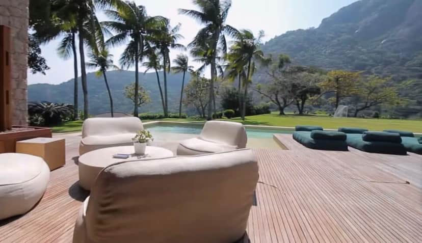 Área ao ar livro e piscina na casa do ex-apresentador da Globo (Foto: Piquet Realty) Área ao ar livro e piscina na casa do ex-apresentador da Globo (Foto: Piquet Realty)