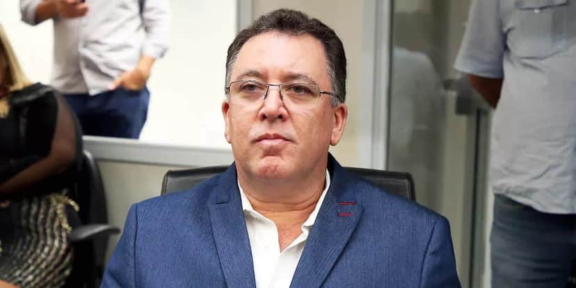 http://tvfoco.uai.com.br/wp-content/uploads/2015/05/Daniela-Mercury.jpg http://tvfoco.uai.com.br/wp-content/uploads/2015/05/Daniela-Mercury.jpg