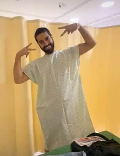 Galã de Êta Mundo Bom! pouco antes de entrar em cirurgia (Foto: Reprodução) Galã de Êta Mundo Bom! pouco antes de entrar em cirurgia (Foto: Reprodução)