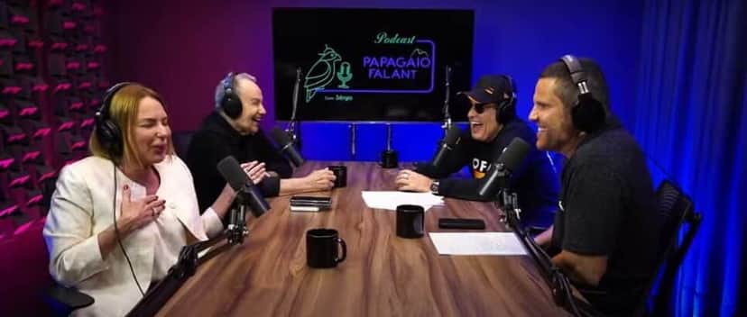 Ator no Podcast Papagaio Falante (Foto: Reprodução/Youtube) Ator no Podcast Papagaio Falante (Foto: Reprodução/Youtube)