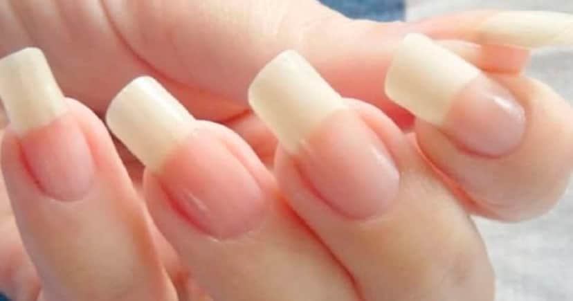 Unhas - Alongamento em gel caseiro (Foto: Reprodução) Unhas - Alongamento em gel caseiro (Foto: Reprodução)