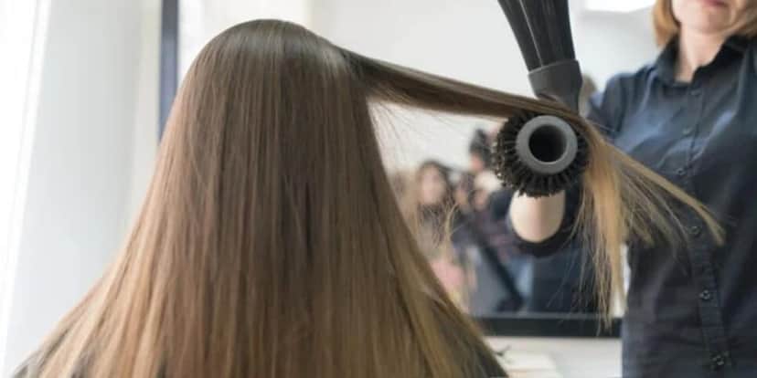 Com essa receita, você terá cabelo de salão em casa (Foto: Montagem)