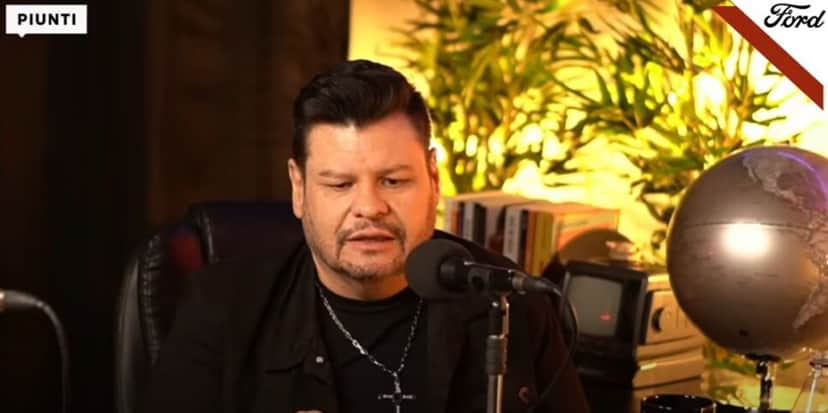 Famoso cantor sertanejo, Dinamar fala sobre passado com filhos de Xororó (Foto: Reprodução/Youtube) Famoso cantor sertanejo, Dinamar fala sobre passado com filhos de Xororó (Foto: Reprodução/Youtube)