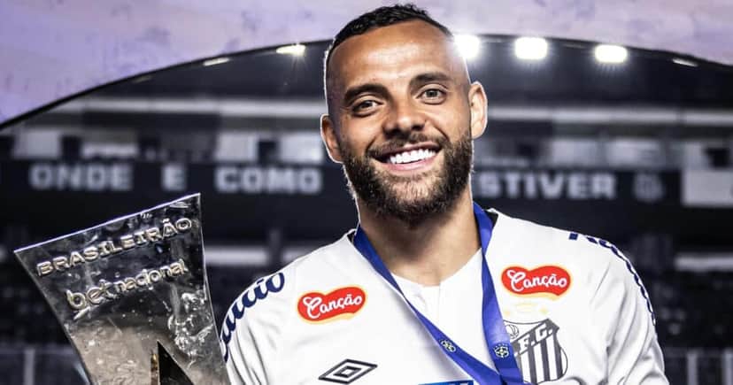 Guilherme confirma que fica no Santos (Foto: Instagram) Guilherme confirma que fica no Santos (Foto: Instagram)