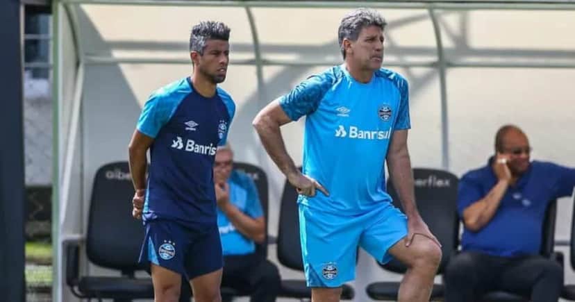 Léo Moura e Renato Gaúcho no Grêmio - (Foto: Internet) Léo Moura e Renato Gaúcho no Grêmio - (Foto: Internet)