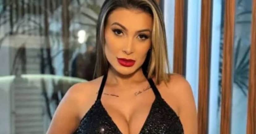 http://tvfoco.uai.com.br/wp-content/uploads/2015/05/Daniela-Mercury.jpg http://tvfoco.uai.com.br/wp-content/uploads/2015/05/Daniela-Mercury.jpg