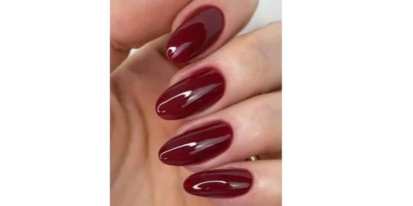 Esmalte vermelho rubi (Foto: Reprodução / Instagram) Esmalte vermelho rubi (Foto: Reprodução / Instagram)