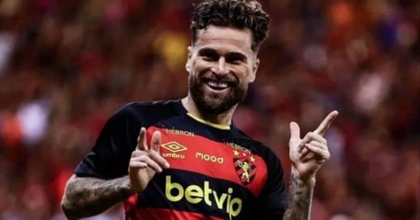 Lucas Lima assina em definitivo com o Sport (Foto: Divulgação) Lucas Lima assina em definitivo com o Sport (Foto: Divulgação)