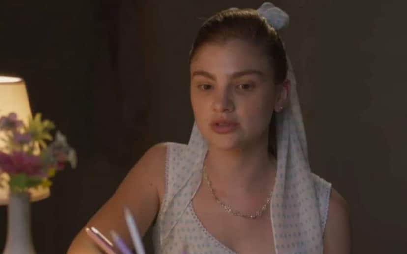 Celeste (Debora Ozório) em Garota do Momento (Foto: Reprodução / Globo) Celeste (Debora Ozório) em Garota do Momento (Foto: Reprodução / Globo)