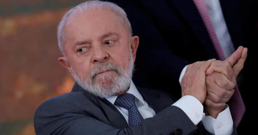 "Risco": Jornal da Globo confirma nova cirurgia na cabeça (Foto: REUTERS/Adriano Machado) "Risco": Jornal da Globo confirma nova cirurgia na cabeça (Foto: REUTERS/Adriano Machado)