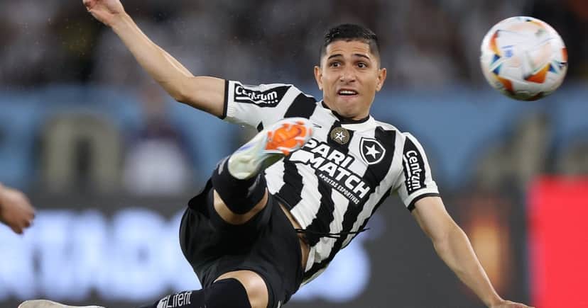 Savarino - (Vitor Silva / Botafogo) Savarino - (Vitor Silva / Botafogo)