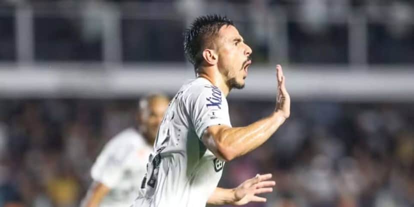 Willian Bigode assina com rival do Cruzeiro (Reprodução: Reinaldo Campos) santos Willian Bigode assina com rival do Cruzeiro (Reprodução: Reinaldo Campos) santos