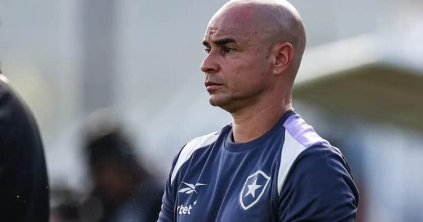 Carlos Leiria, técnico interino do Botafogo (Foto: Arthur Barreto/Botafogo) Carlos Leiria, técnico interino do Botafogo (Foto: Arthur Barreto/Botafogo)