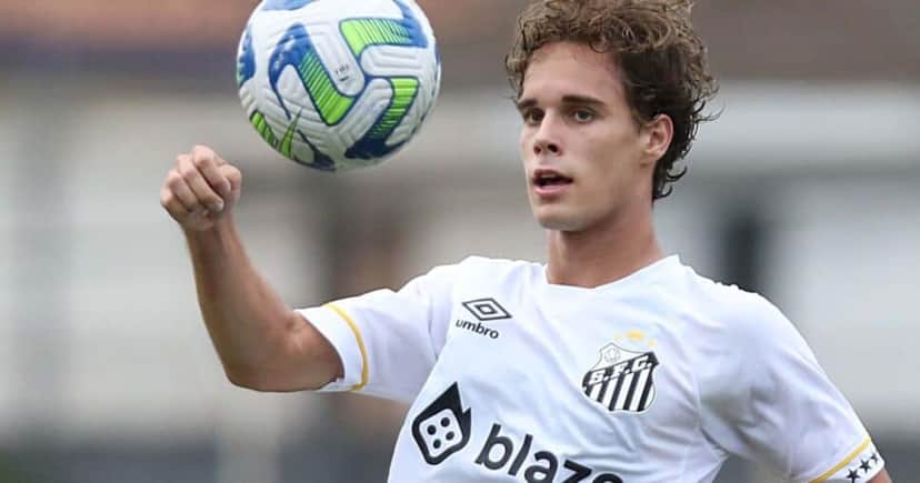 Bernardo - (Foto: Pedro Ernesto Guerra Azevedo/Santos FC) Bernardo - (Foto: Pedro Ernesto Guerra Azevedo/Santos FC)