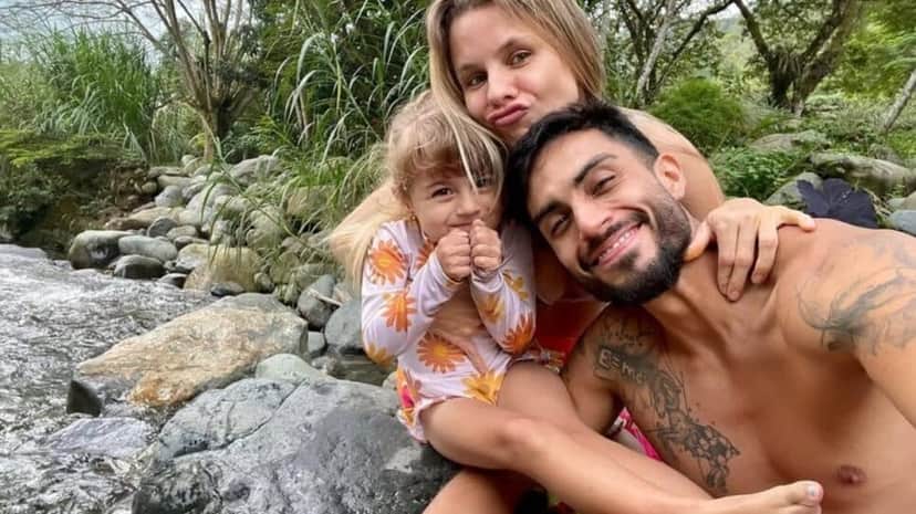 A ex-Globo com seu companheiro e filha primogênita (Foto: Reprodução/ Instagram) A ex-Globo com seu companheiro e filha primogênita (Foto: Reprodução/ Instagram)